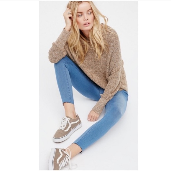 Free People Easy Goes It denim jogging leggings raw hem sz 26 w/ pockets - Picture 2 of 13